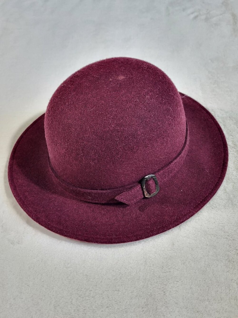 Tilley Casablance Style 100% Wool Maroon Hat - Small